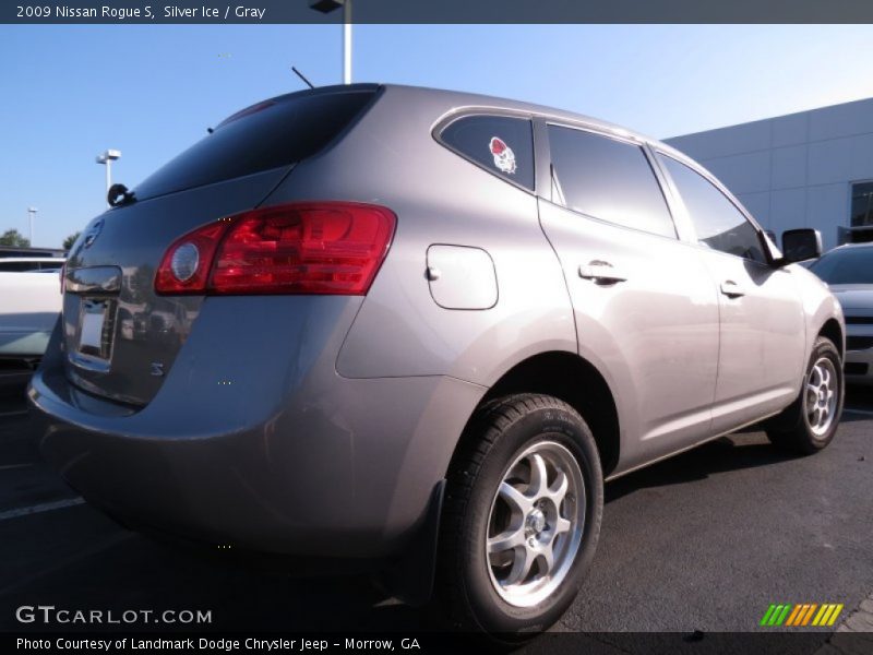 Silver Ice / Gray 2009 Nissan Rogue S