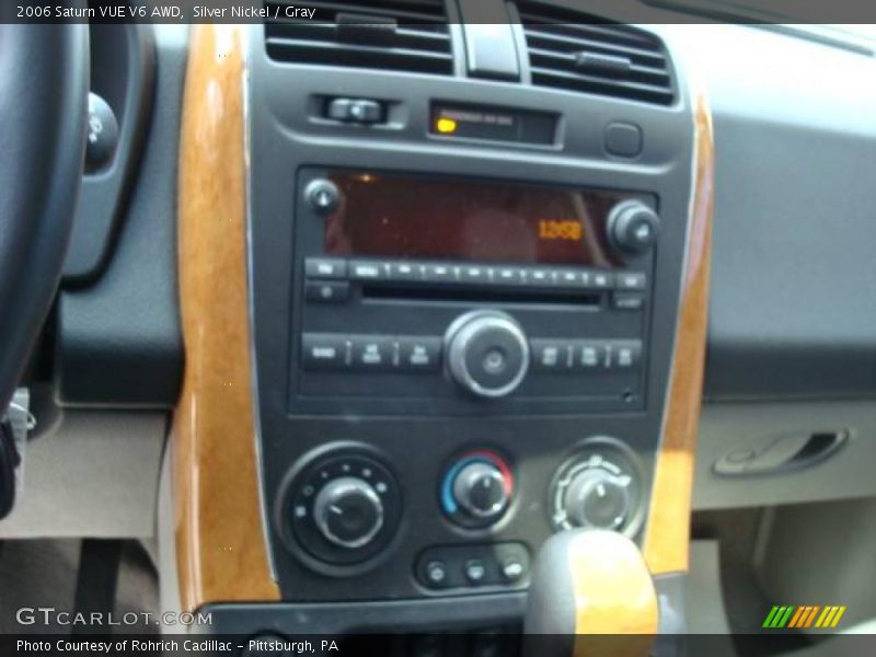Silver Nickel / Gray 2006 Saturn VUE V6 AWD