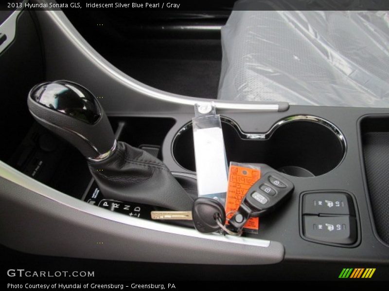 Iridescent Silver Blue Pearl / Gray 2013 Hyundai Sonata GLS