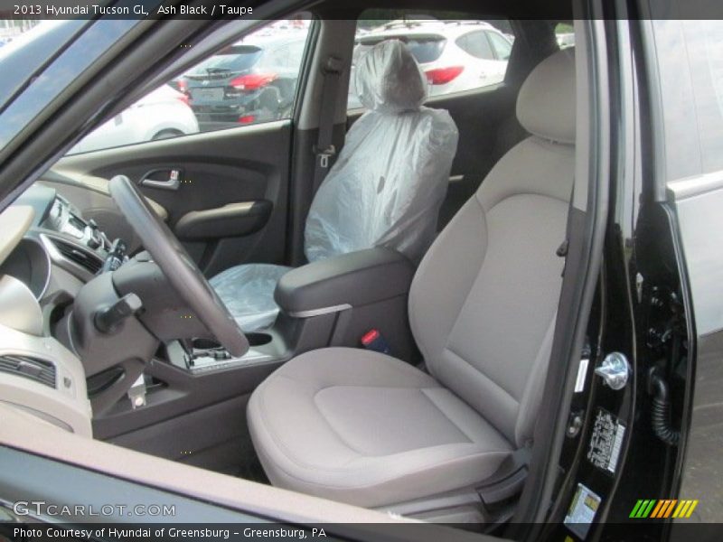 Ash Black / Taupe 2013 Hyundai Tucson GL