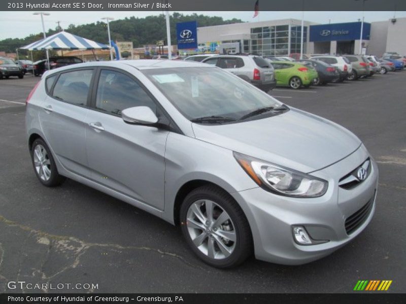  2013 Accent SE 5 Door Ironman Silver