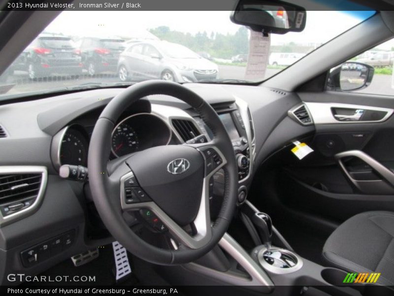 Dashboard of 2013 Veloster 