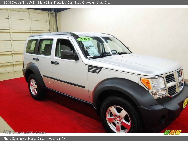 Bright Silver Metallic / Dark Slate Gray/Light Slate Gray 2008 Dodge Nitro SXT