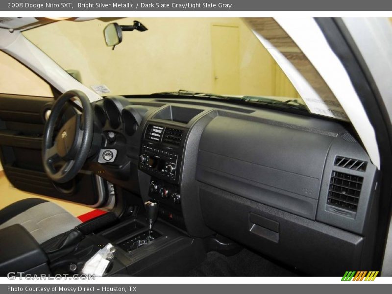 Bright Silver Metallic / Dark Slate Gray/Light Slate Gray 2008 Dodge Nitro SXT