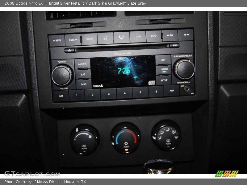 Bright Silver Metallic / Dark Slate Gray/Light Slate Gray 2008 Dodge Nitro SXT