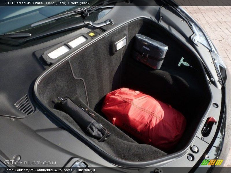  2011 458 Italia Trunk