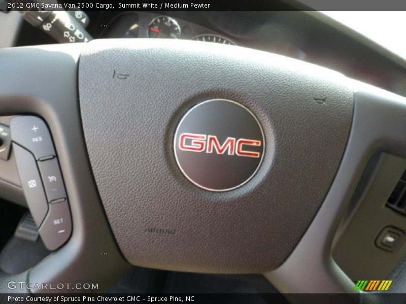 Summit White / Medium Pewter 2012 GMC Savana Van 2500 Cargo