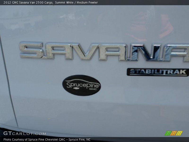 Summit White / Medium Pewter 2012 GMC Savana Van 2500 Cargo