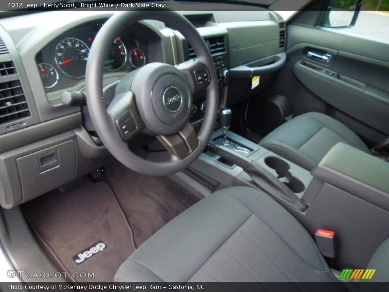 Bright White / Dark Slate Gray 2012 Jeep Liberty Sport