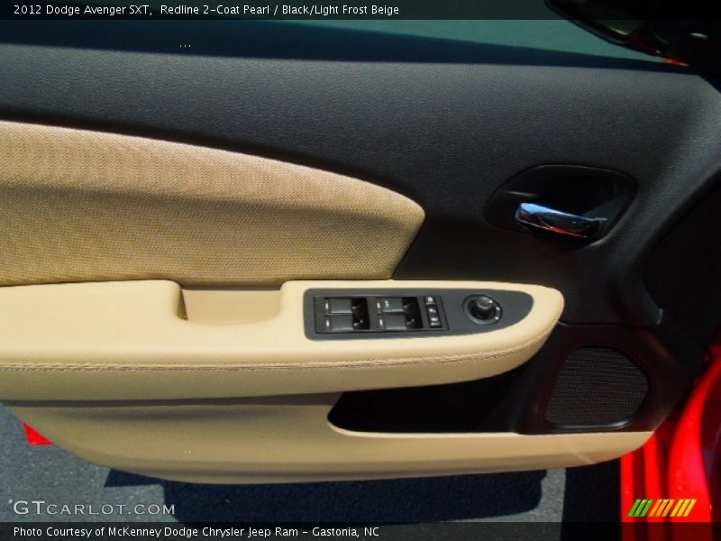 Door Panel of 2012 Avenger SXT