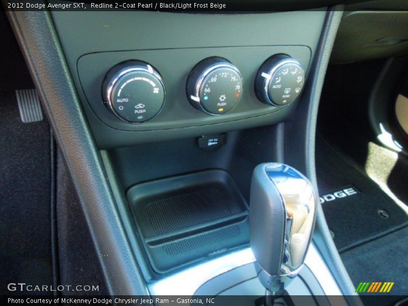 Controls of 2012 Avenger SXT