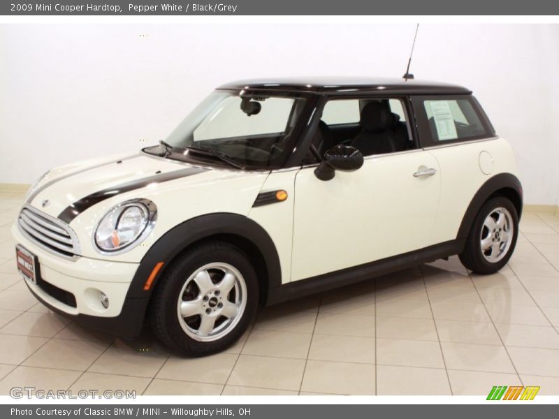 Pepper White / Black/Grey 2009 Mini Cooper Hardtop
