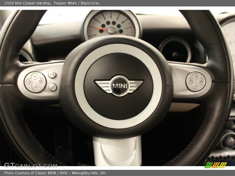 Pepper White / Black/Grey 2009 Mini Cooper Hardtop