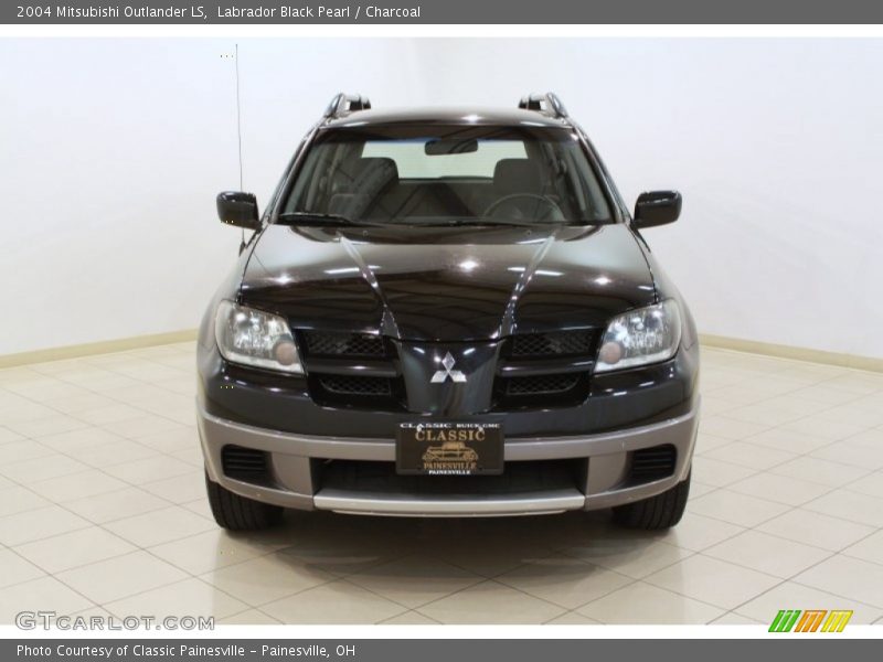 Labrador Black Pearl / Charcoal 2004 Mitsubishi Outlander LS