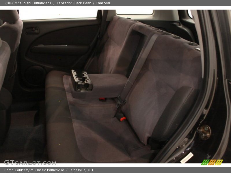 Labrador Black Pearl / Charcoal 2004 Mitsubishi Outlander LS