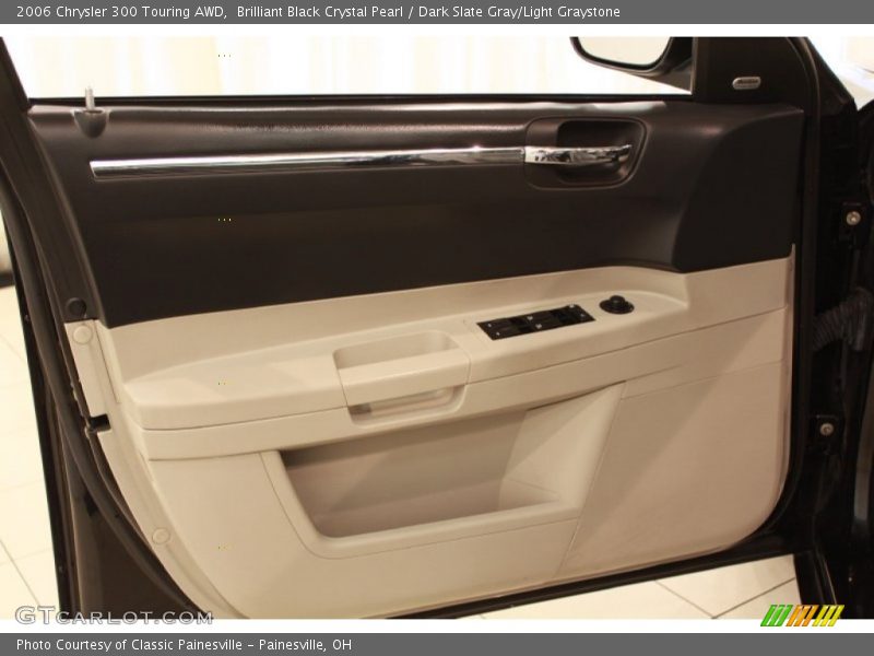 Brilliant Black Crystal Pearl / Dark Slate Gray/Light Graystone 2006 Chrysler 300 Touring AWD