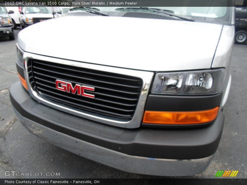 Pure Silver Metallic / Medium Pewter 2012 GMC Savana Van 1500 Cargo