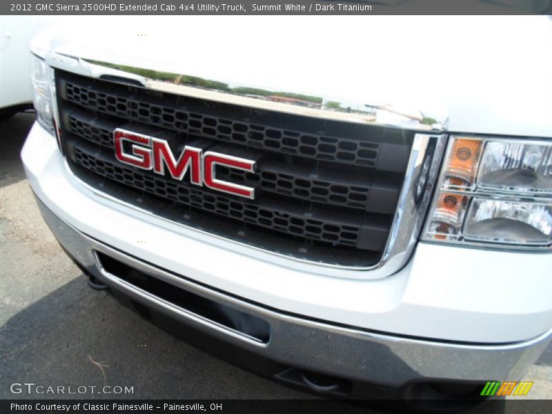 Summit White / Dark Titanium 2012 GMC Sierra 2500HD Extended Cab 4x4 Utility Truck