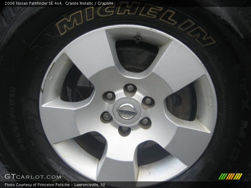 Granite Metallic / Graphite 2006 Nissan Pathfinder SE 4x4