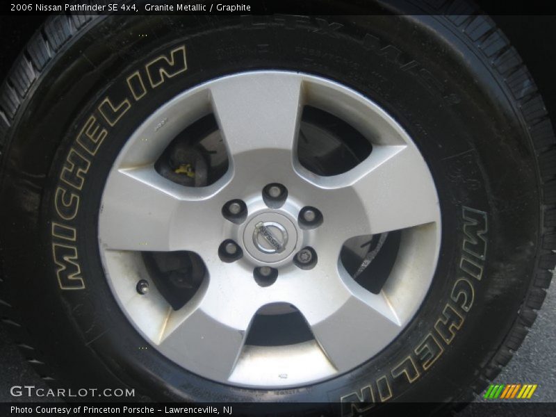 Granite Metallic / Graphite 2006 Nissan Pathfinder SE 4x4
