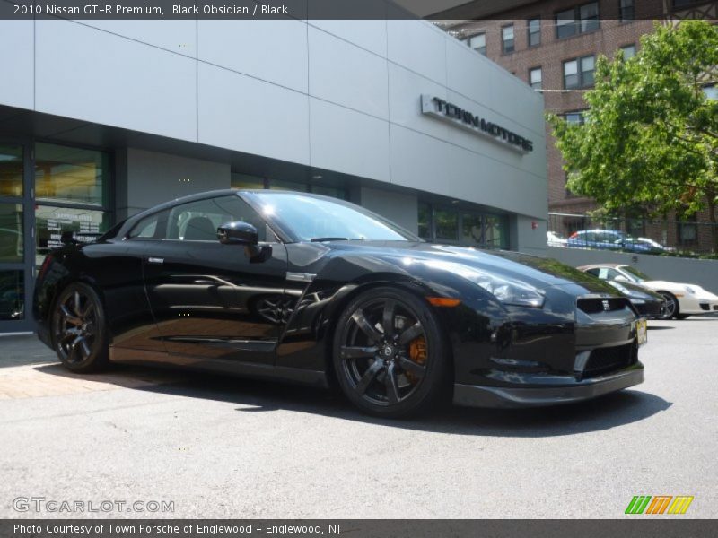 Black Obsidian / Black 2010 Nissan GT-R Premium