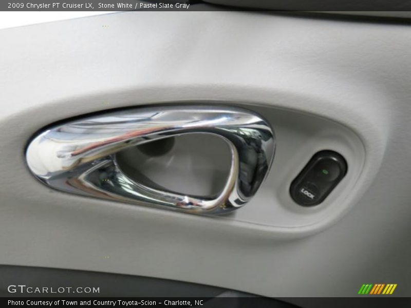 Stone White / Pastel Slate Gray 2009 Chrysler PT Cruiser LX