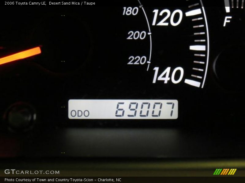 Desert Sand Mica / Taupe 2006 Toyota Camry LE