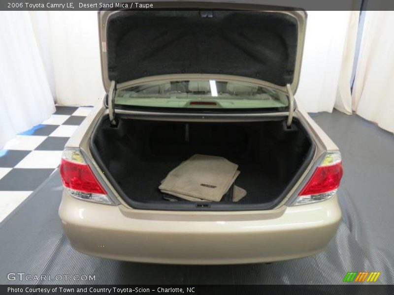Desert Sand Mica / Taupe 2006 Toyota Camry LE