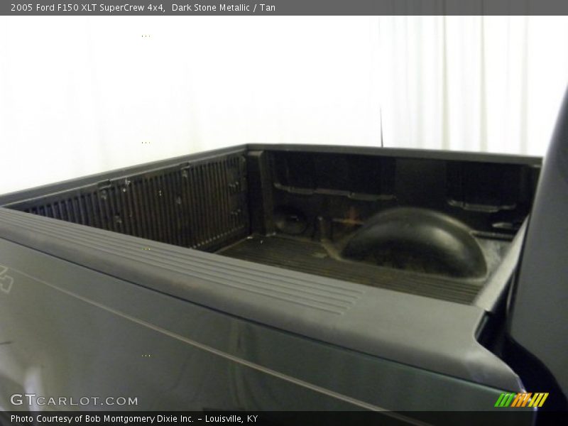 Dark Stone Metallic / Tan 2005 Ford F150 XLT SuperCrew 4x4