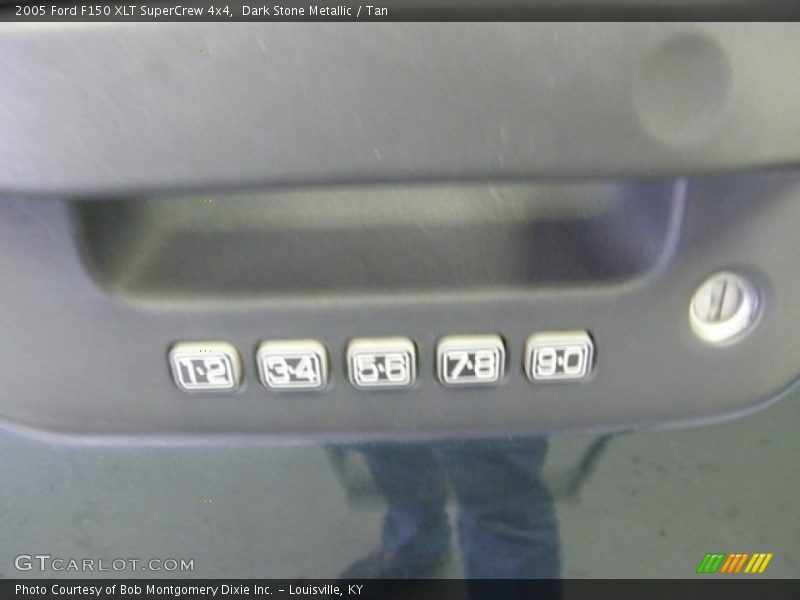 Dark Stone Metallic / Tan 2005 Ford F150 XLT SuperCrew 4x4