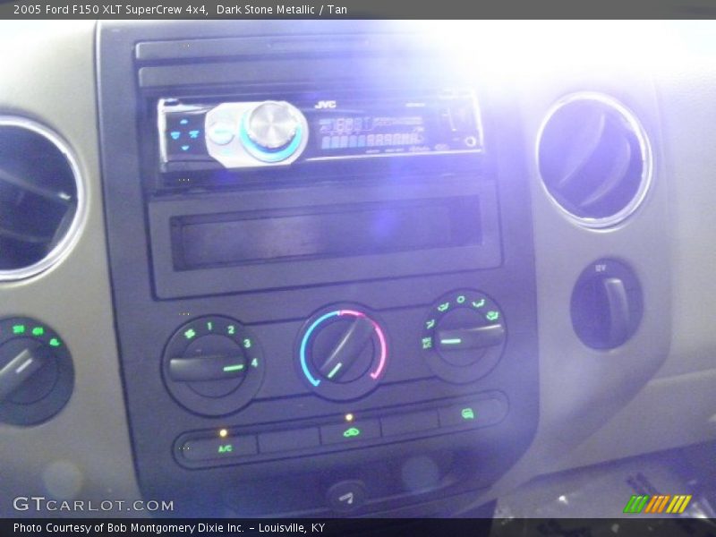 Dark Stone Metallic / Tan 2005 Ford F150 XLT SuperCrew 4x4