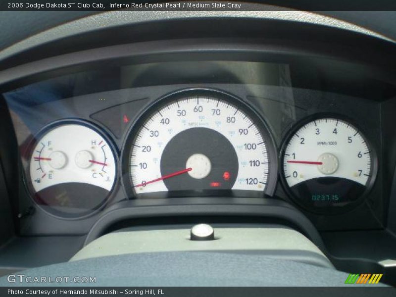 Inferno Red Crystal Pearl / Medium Slate Gray 2006 Dodge Dakota ST Club Cab