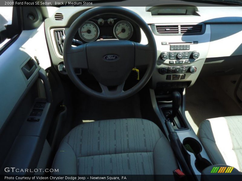 Black / Medium Stone 2008 Ford Focus SE Sedan
