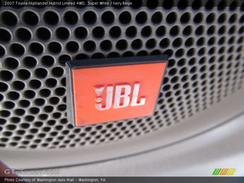 Super White / Ivory Beige 2007 Toyota Highlander Hybrid Limited 4WD