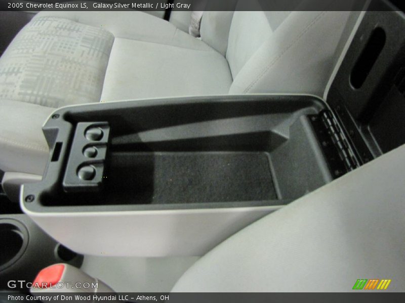 Galaxy Silver Metallic / Light Gray 2005 Chevrolet Equinox LS