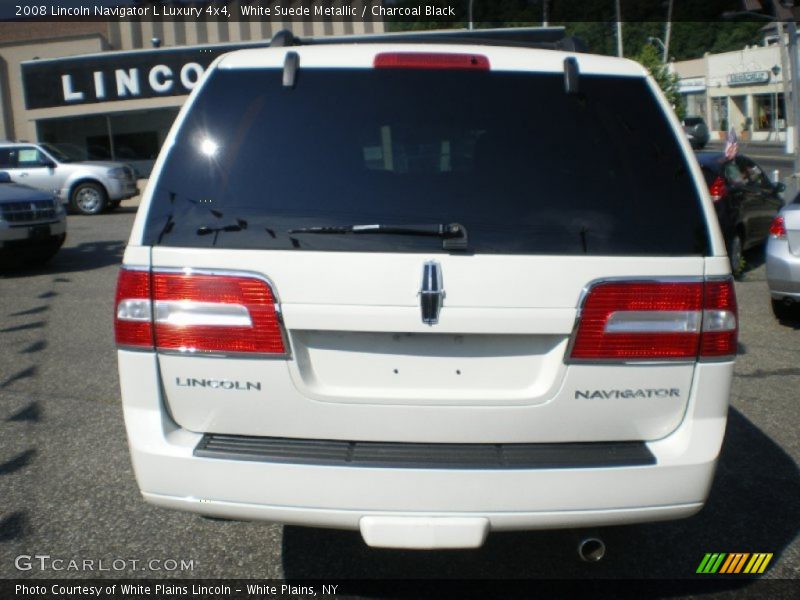 White Suede Metallic / Charcoal Black 2008 Lincoln Navigator L Luxury 4x4
