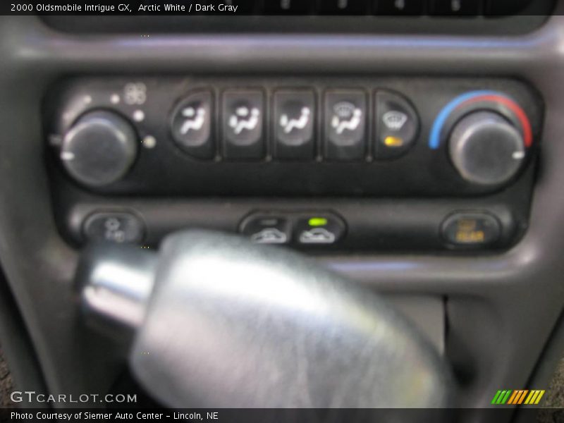Arctic White / Dark Gray 2000 Oldsmobile Intrigue GX