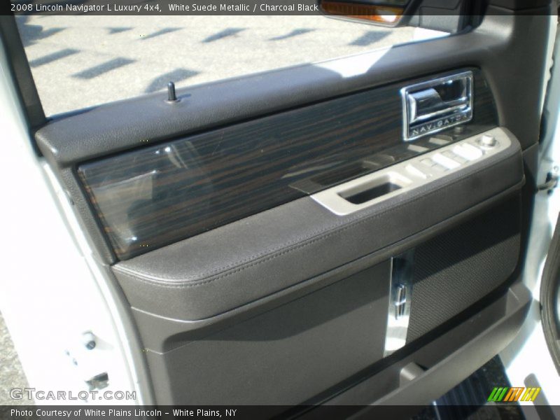 White Suede Metallic / Charcoal Black 2008 Lincoln Navigator L Luxury 4x4