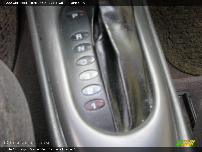 Arctic White / Dark Gray 2000 Oldsmobile Intrigue GX