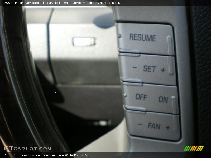 White Suede Metallic / Charcoal Black 2008 Lincoln Navigator L Luxury 4x4