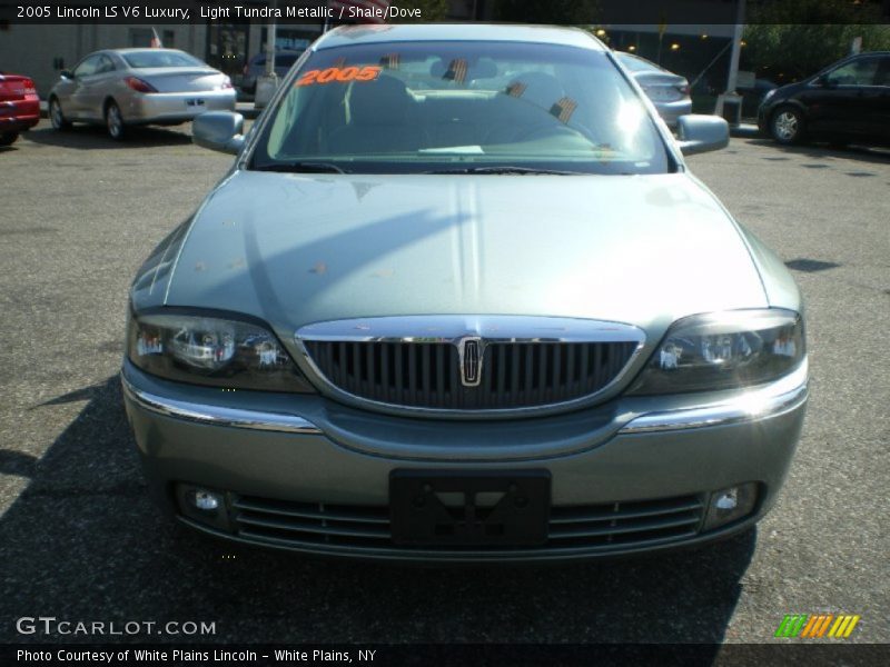 Light Tundra Metallic / Shale/Dove 2005 Lincoln LS V6 Luxury