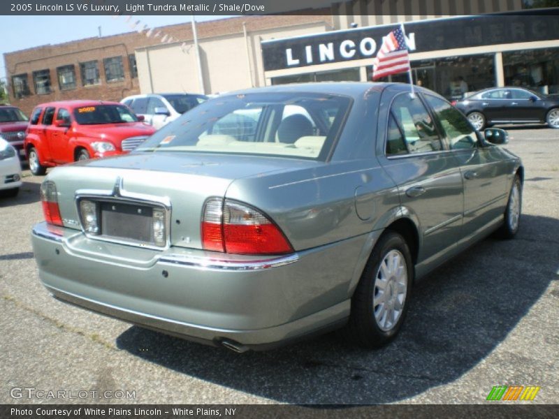 Light Tundra Metallic / Shale/Dove 2005 Lincoln LS V6 Luxury