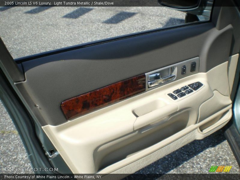 Door Panel of 2005 LS V6 Luxury