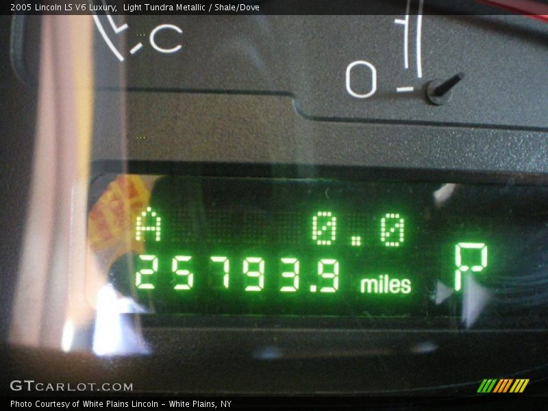Light Tundra Metallic / Shale/Dove 2005 Lincoln LS V6 Luxury