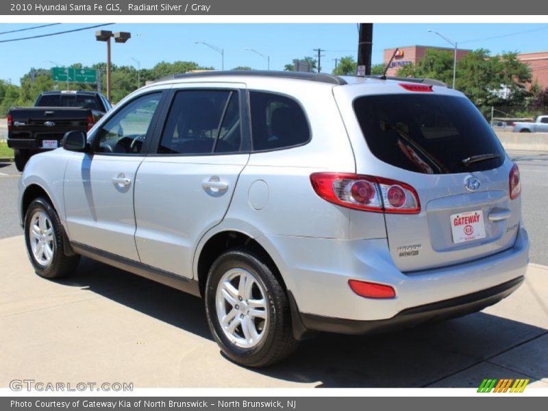 Radiant Silver / Gray 2010 Hyundai Santa Fe GLS