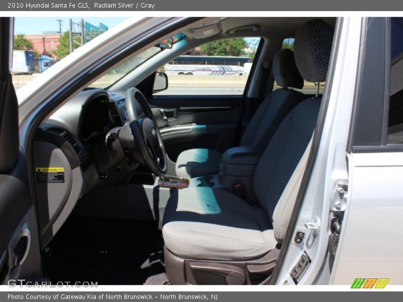 Radiant Silver / Gray 2010 Hyundai Santa Fe GLS