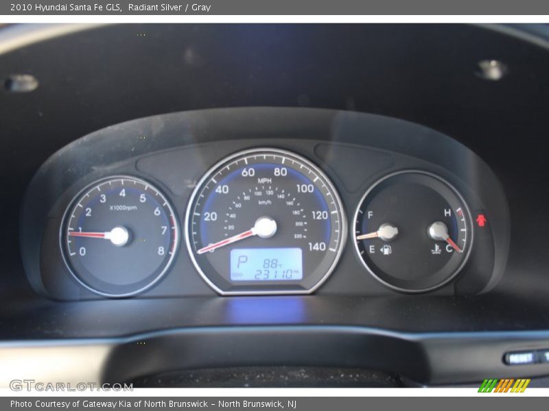 Radiant Silver / Gray 2010 Hyundai Santa Fe GLS