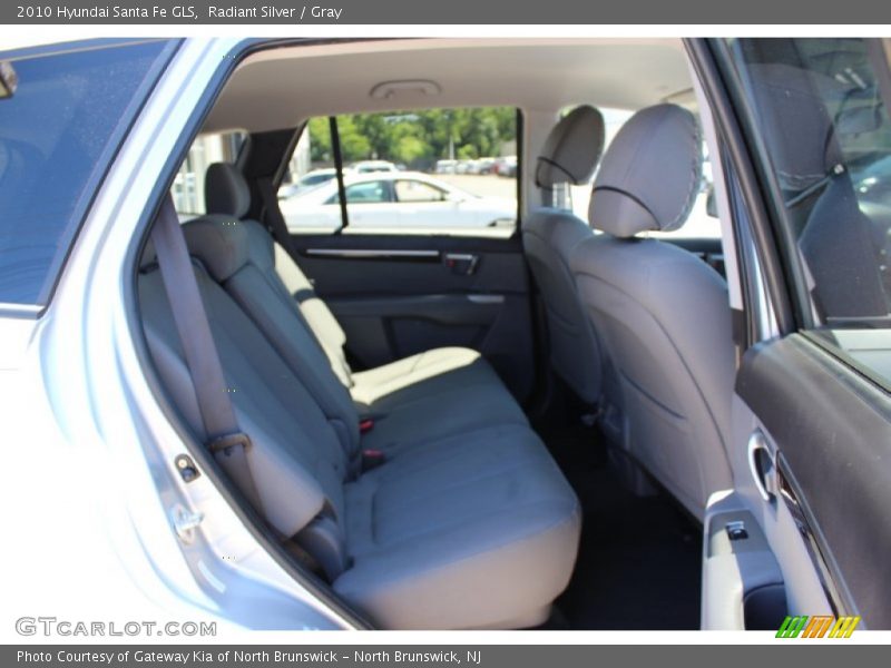 Radiant Silver / Gray 2010 Hyundai Santa Fe GLS