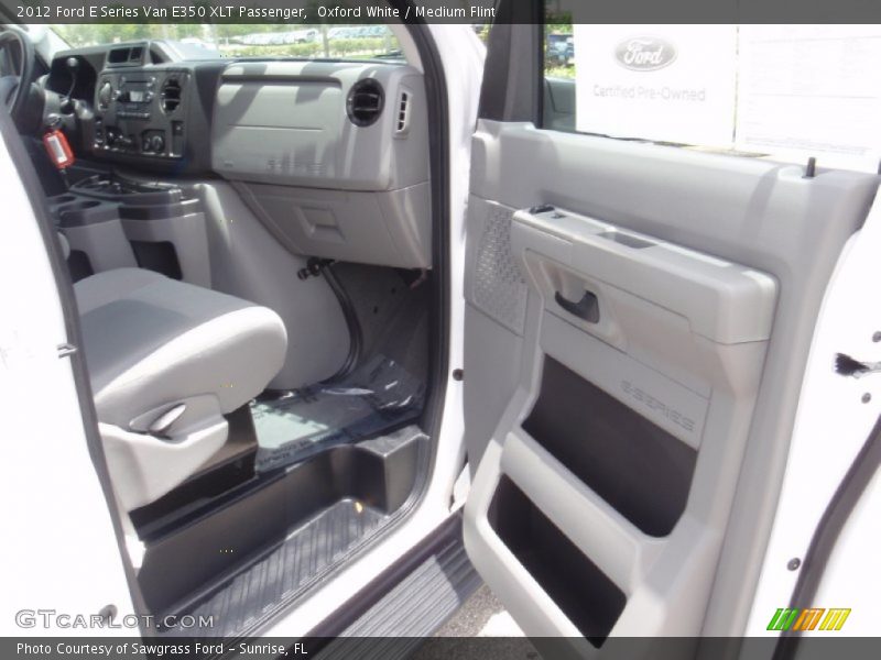 Oxford White / Medium Flint 2012 Ford E Series Van E350 XLT Passenger