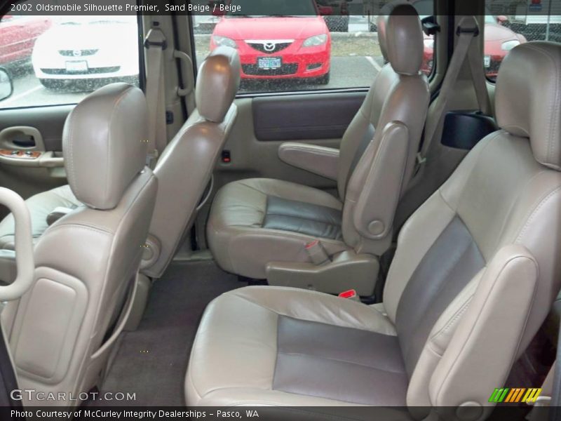 Sand Beige / Beige 2002 Oldsmobile Silhouette Premier